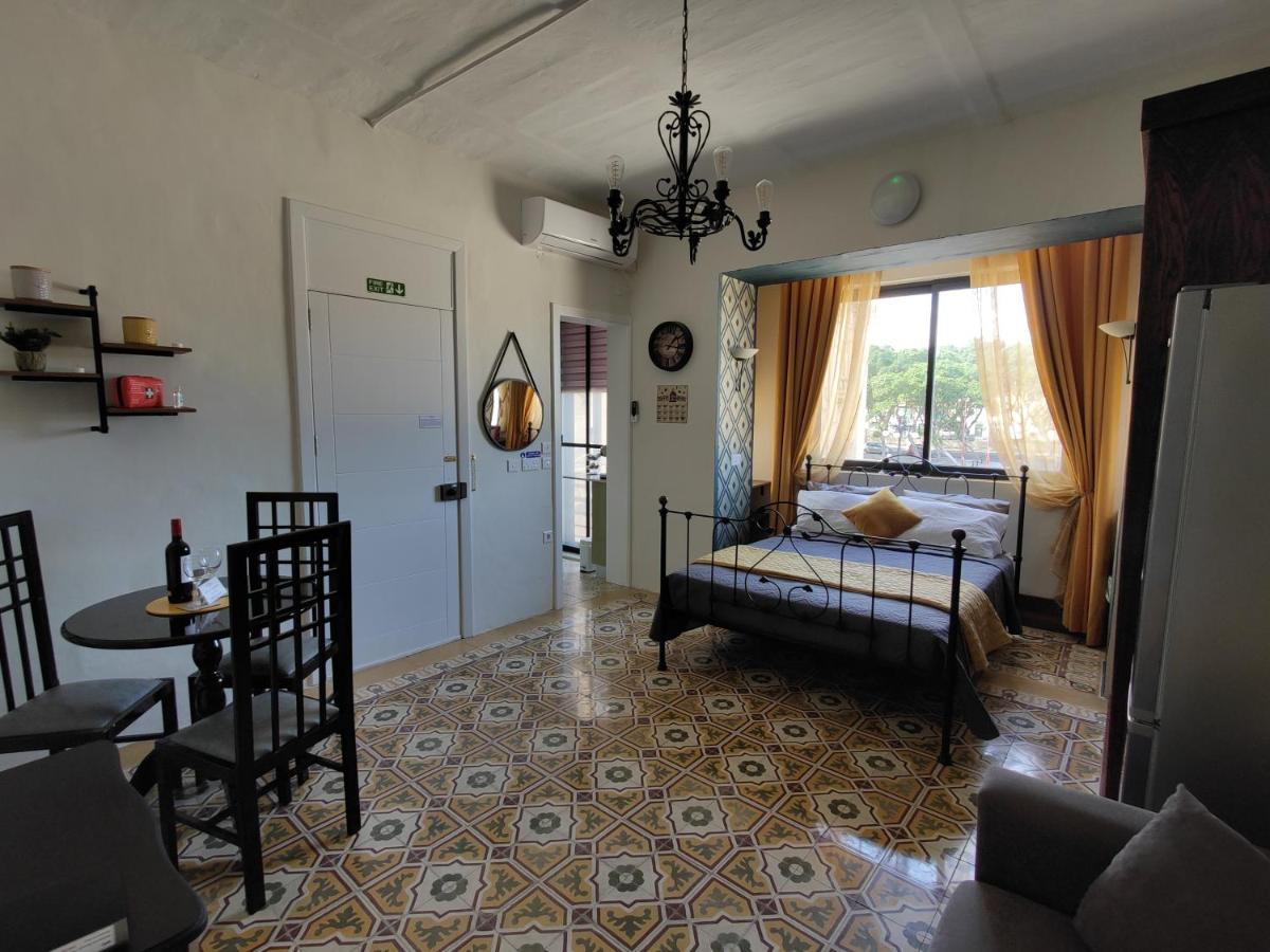 Near Valletta City - Open Views - Ta Tessie Suite In Floriana - Malta Екстер'єр фото